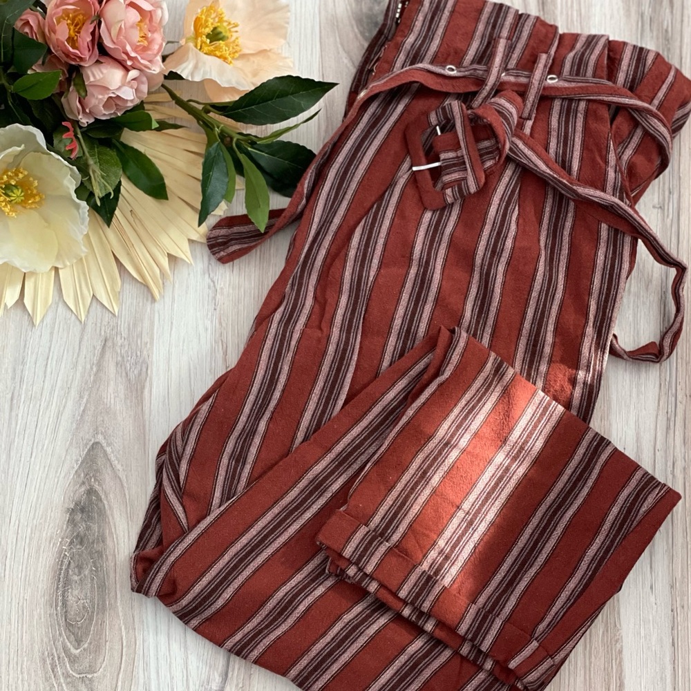 Magnolia Boutique wide leg stripped pants- Rust- Size small